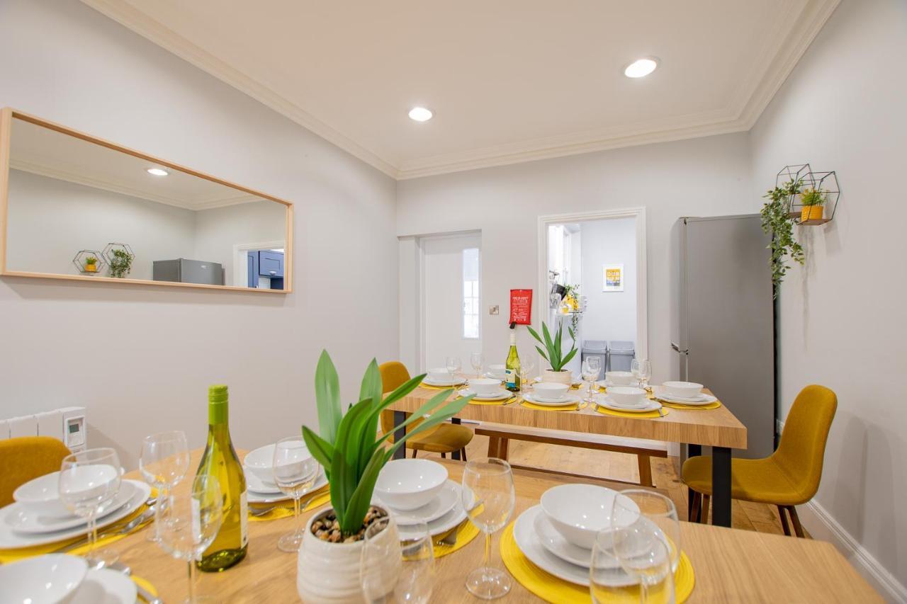 The Yellow Door By Shortstays Dublino Esterno foto
